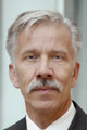 Dr. Ulrich Kaffarnik (Bild 1) ist für die Bereiche Investmentfonds, ...