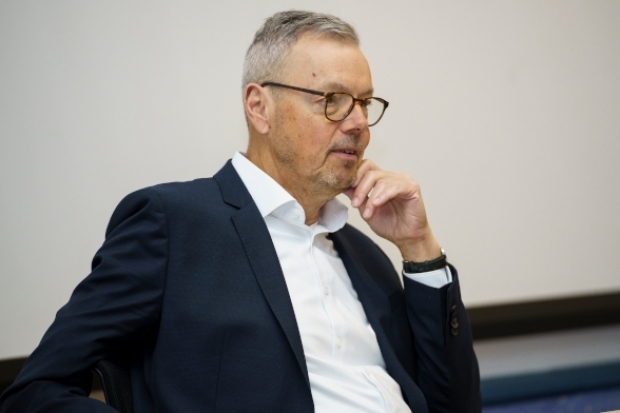 Peter Bofinger, Universität Würzburg