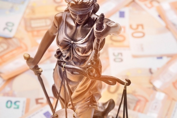 adobestock_375230038_justiz_geld_tanja_esser.jpg