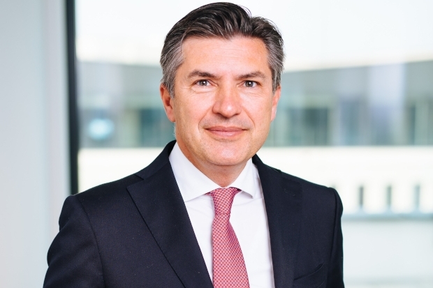 Robert Zadrazil, Unicredit Bank Austria